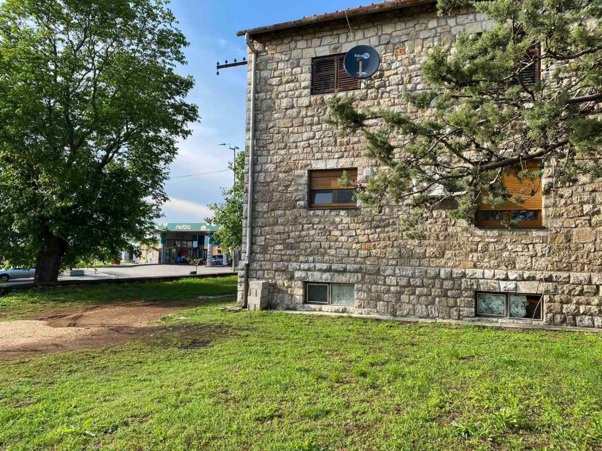 Apartman Jovana Bileća Buitenkant foto